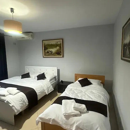 Central Apartments Tiran